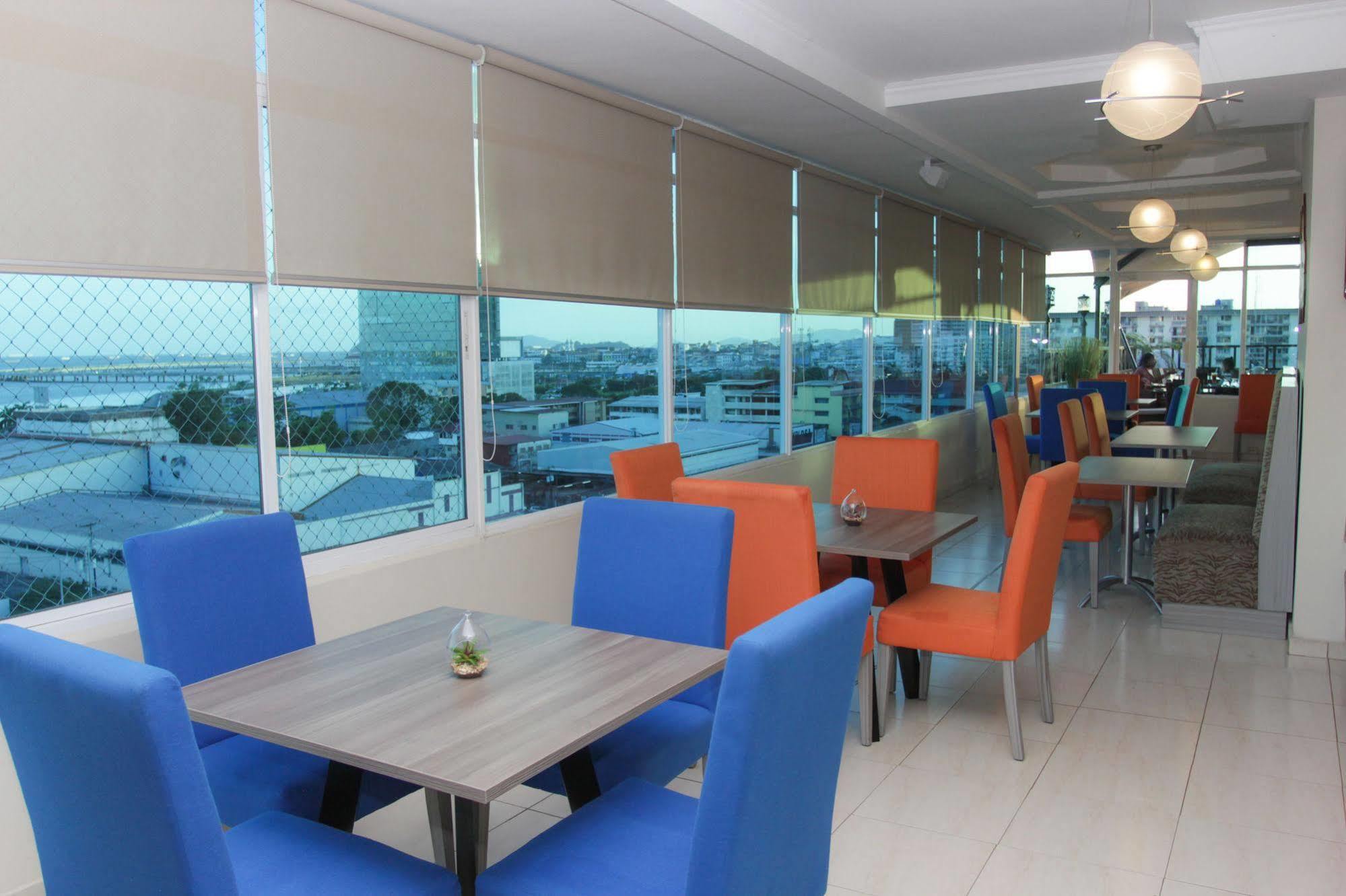 Hotel Bahia Suites Panama Stadt Exterior foto