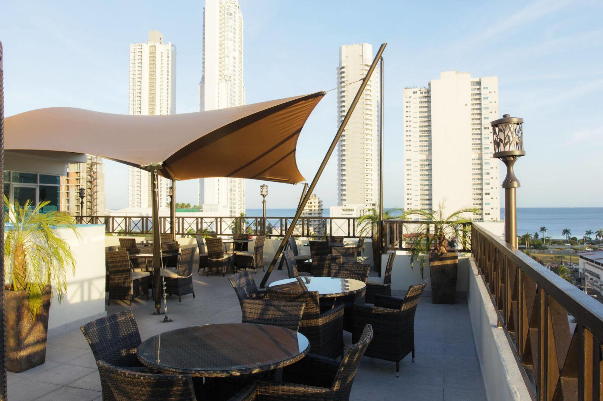 Hotel Bahia Suites Panama Stadt Exterior foto